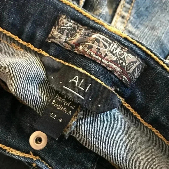 ❤️Silver Jeans  junior Girls Ali Skinny Capri - Picture 3 of 10